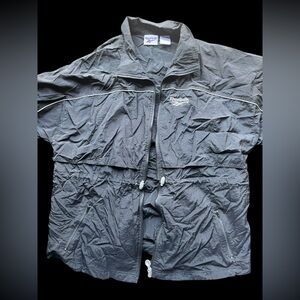 ✨Reebok windbreaker jacket in black and grey✨